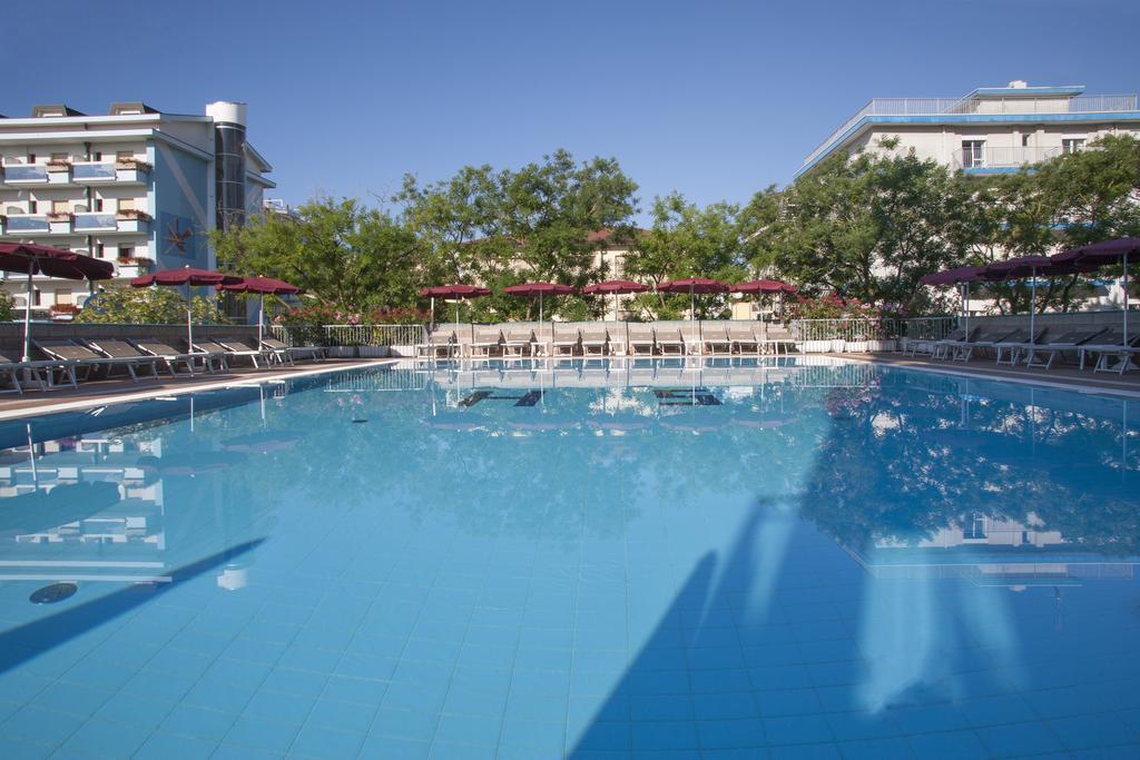 Hotel Sofia Lido di Jesolo Eksteriør billede