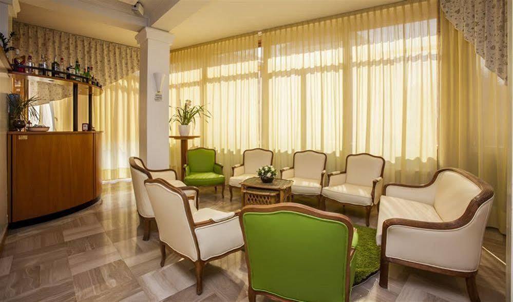 Hotel Sofia Lido di Jesolo Eksteriør billede